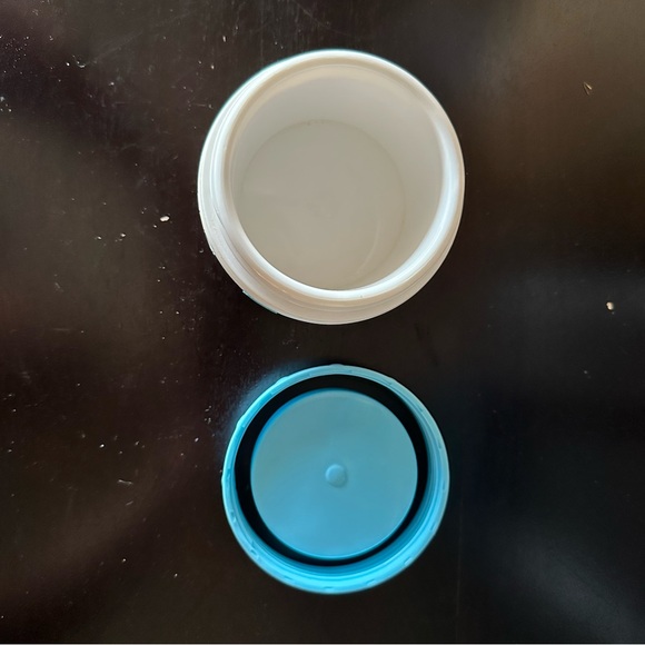 VINTAGE EXTREMELY RARE THERMOS HANNA BARBERA SCOOBY DOO BLUE YELLOW HARD TO FIND - Picture 8 of 13